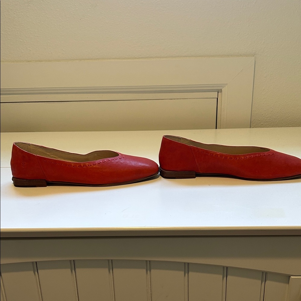 Never worn Frye size 11 Red Women's Ballet Flats - Picture 4 of 7